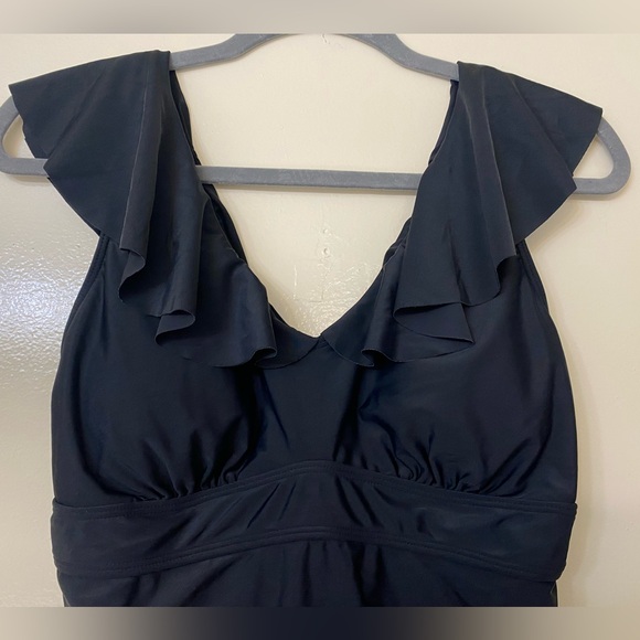 Black Ruffled tummy control one piece bathing suit  - Daci - Picture 5 of 8